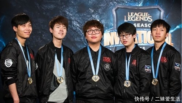 强化合规 强化合规